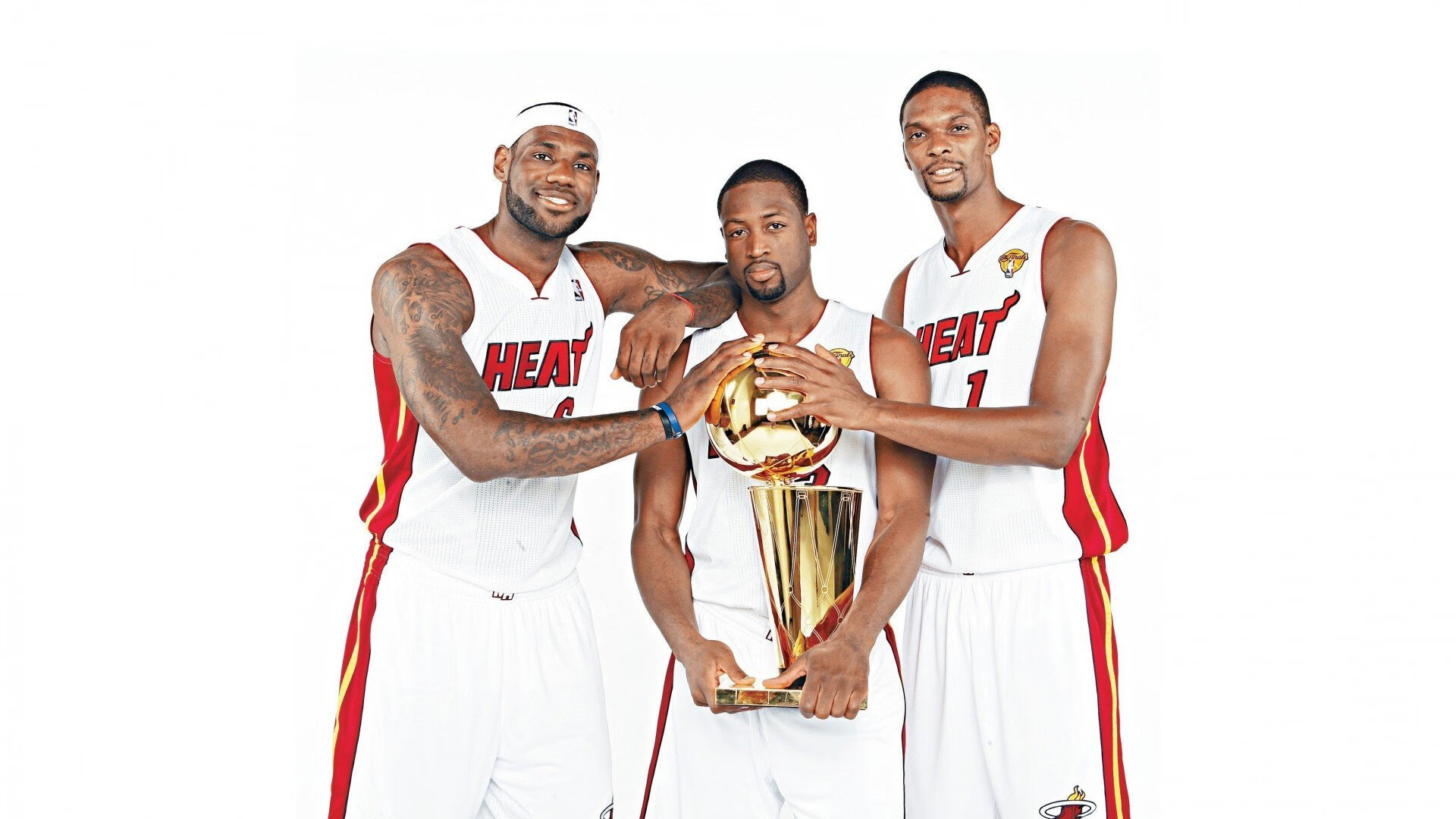 女篮的奋斗精神感染所有观众,女篮精神的标语