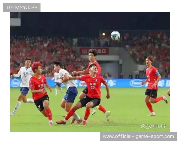 战术创新！球队应对激烈压力的秘密武器！，球队战术打法